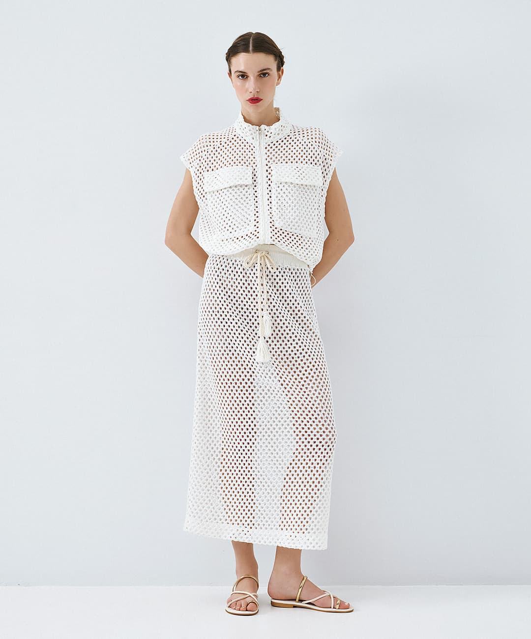 Crochet vest with pockets